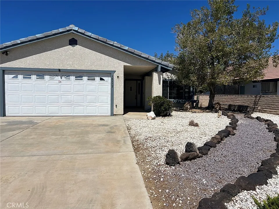 14572 Lighthouse Ln