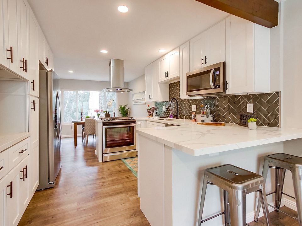 1st image of 10505 Caminito Basswood