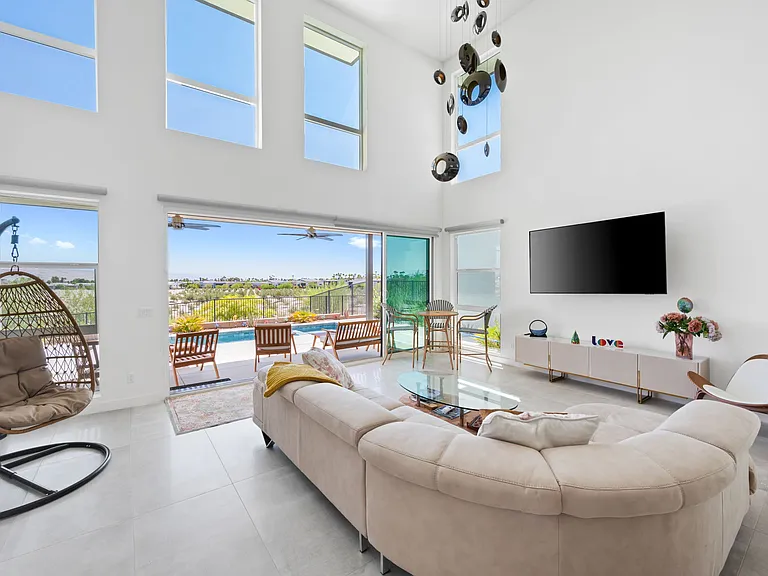 3618 Taylor Dr — Photo 17