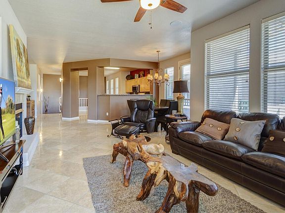 5th image of 15221 N Clubgate Dr Unit 2086