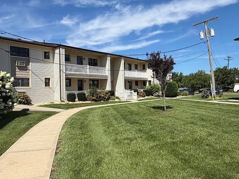 69 Wharfside Dr — Photo 15