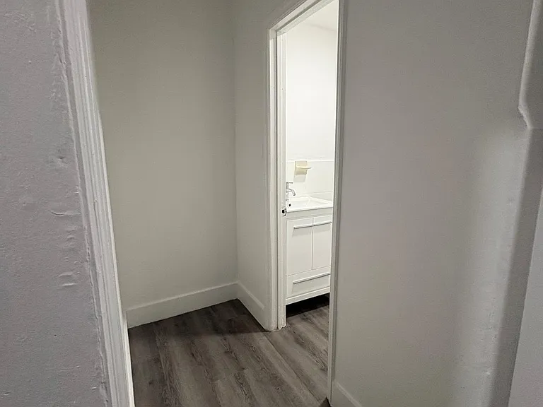 127 NW 9th Ave #1 — Photo 5