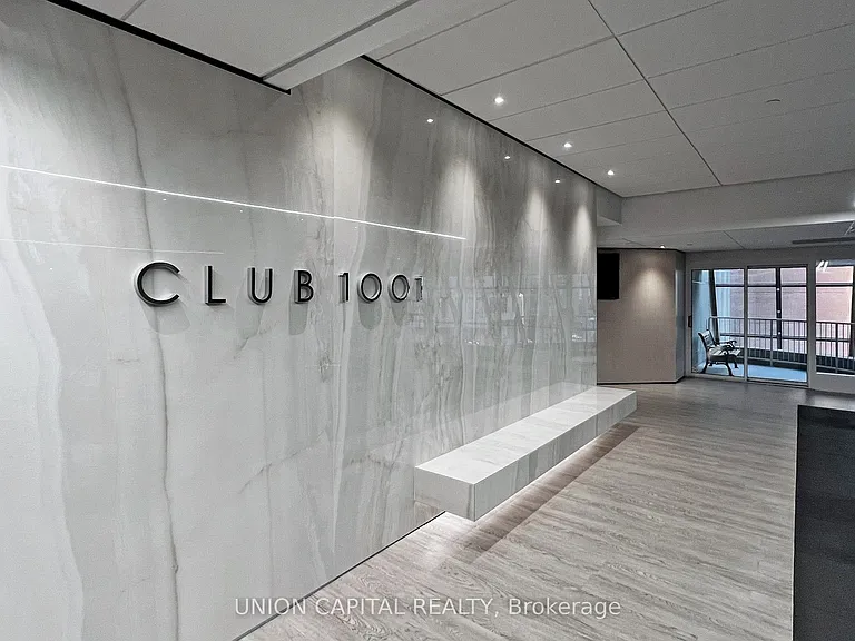 1001 Bay St #1009 — Photo 29