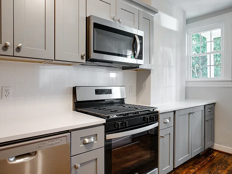 3137 Park Ave #1 — Photo 3