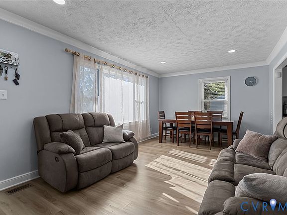 5th image of 4254 N Kinsley Ave