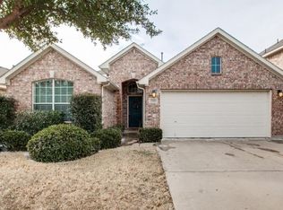 3920 Rochester Dr, Fort Worth, TX 76244