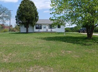 1295 S Elba Rd, Lapeer, MI 48446