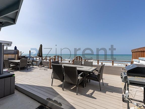 Ocean Front Deck
