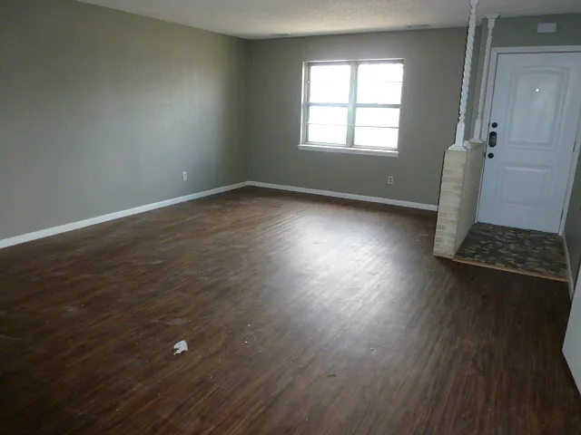 5209 Llano St — Photo 3