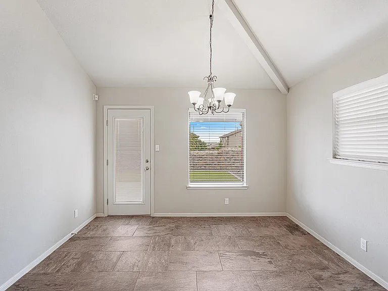 11100 Bullseye St — Photo 13