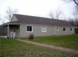 1712 Gill Hall Rd, Finleyville, PA 15332