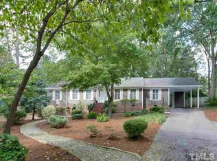 14 Rogerson Dr, Chapel Hill, NC 27517
