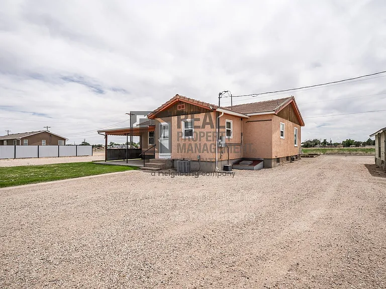 26539 Gale Rd — Photo 40