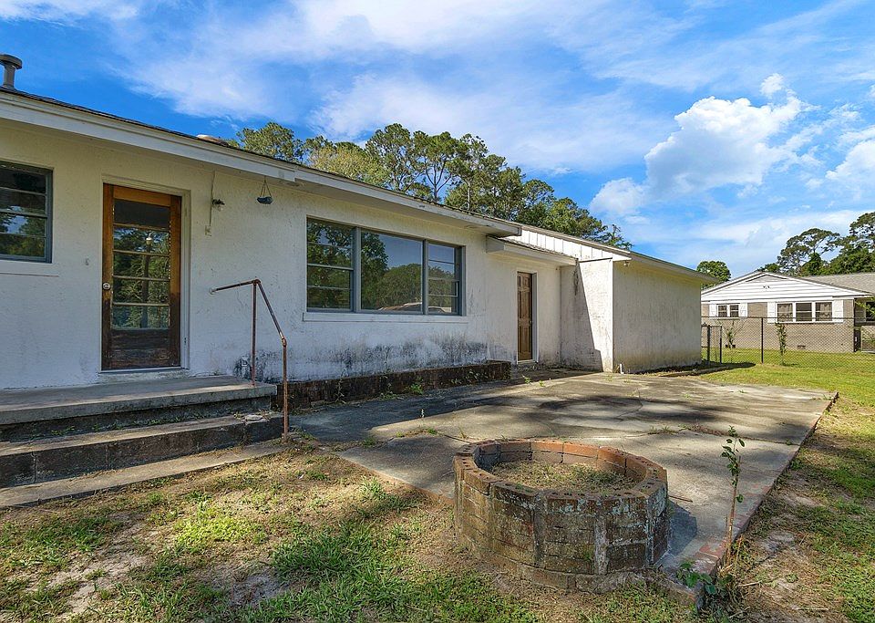 1207 Baltimore Ave, Waycross, GA 31501 MLS 33678 Zillow