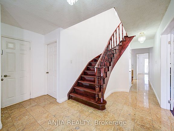 5th image of 62 Walford Rd