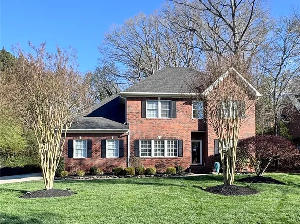 129 Secretariat Ln, Mooresville, NC 28117