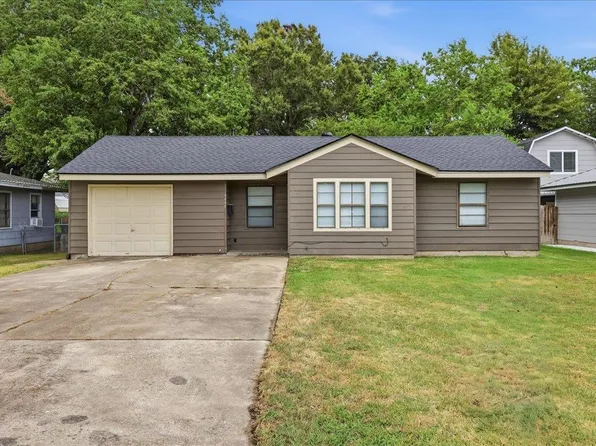 4848 Lawndale Ave, Groves, TX 77619