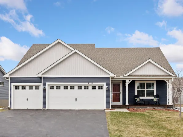 8555 Titanium Cir, Woodbury, MN 55129