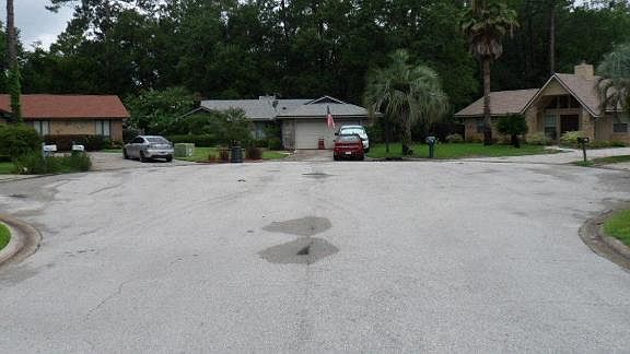 2nd image of 7024 Holiday Hill Ct