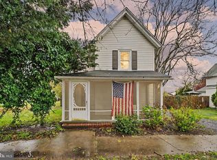 207 Caroline Ave, Ridgely, MD 21660