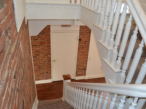 5th image of 2404 W Clifton Ave #2