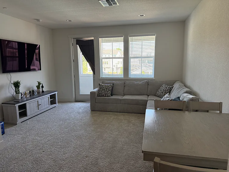 Morera Ln — Photo 2