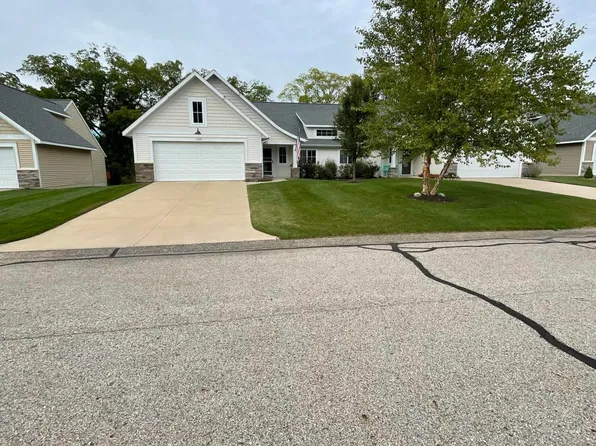 3353 Stormy Creek Dr SE, Kentwood, MI 49512