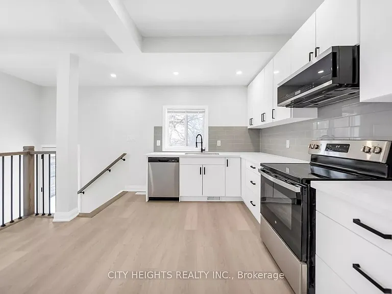 124 Church St #2 — Photo 9