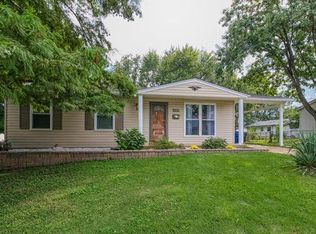 1570 Ville Gloria Ln, Hazelwood, MO 63042