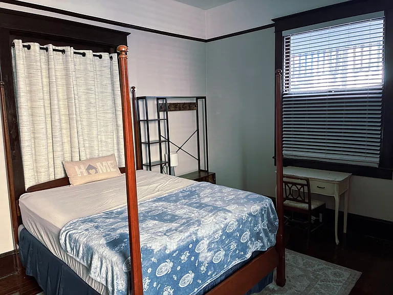 813 E Park Ave #B — Photo 23