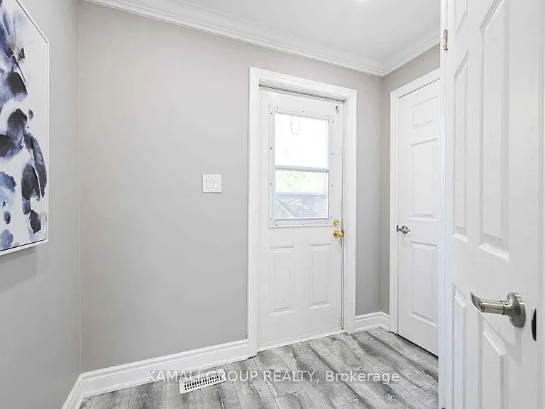 39 Walter Ave S #MAIN — Photo 20
