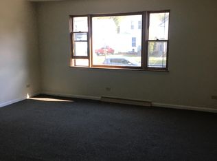 714 North Ave, Waukegan, IL 60085