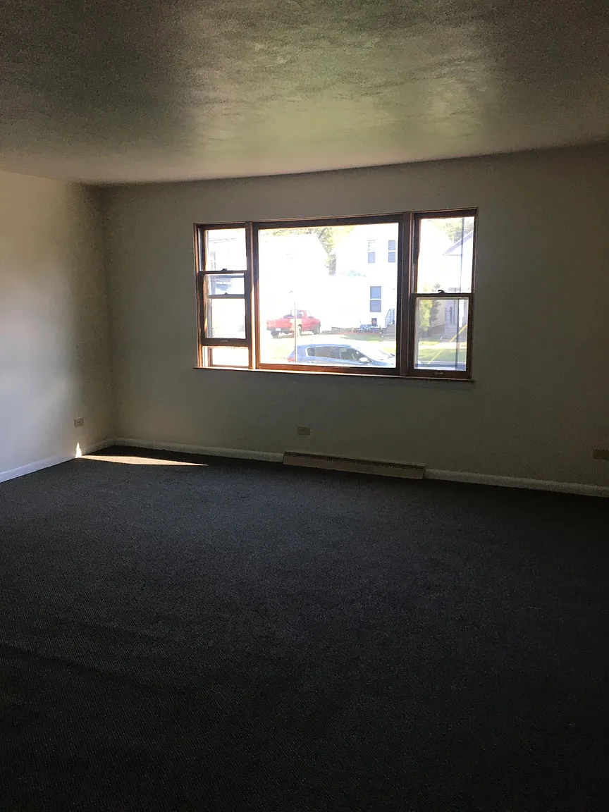 714 North Ave photo 1