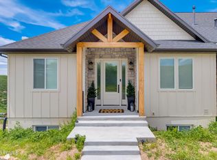 1476 S Cedar Bark Ln, Heber, UT 84032