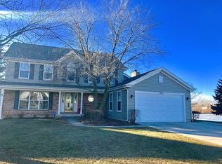 870 Alleghany Rd, Grayslake, IL 60030