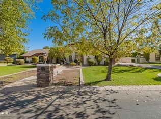 8272 S Pecan Grove Cir, Tempe, AZ 85284