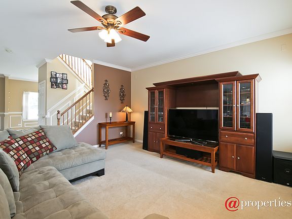 Living Rm/Family Rm
