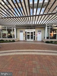 930 Wayne Ave APT 605, Silver Spring, MD, 20910