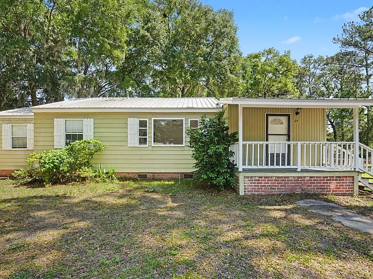24 N Parkwood Dr — Photo 1