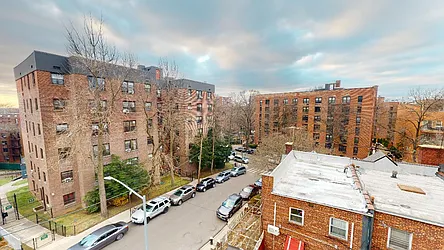 Rented by Metro Garden Realty NYC
