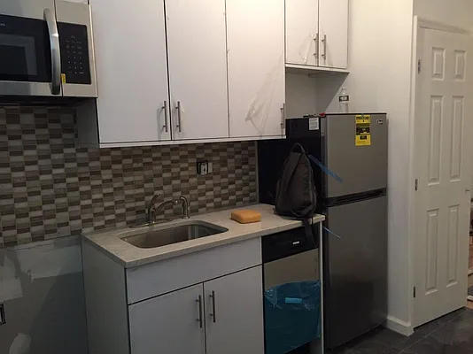 Rented by Bryan L Rozencwaig, LREB | media 9