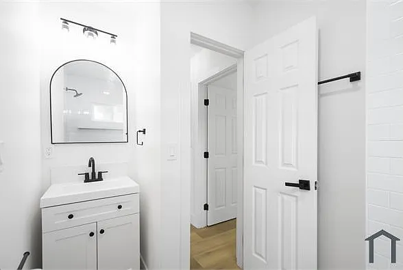 4555 Acacia Ave — Photo 10