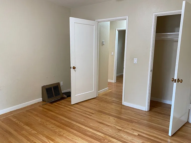 619 Poirier St — Photo 19