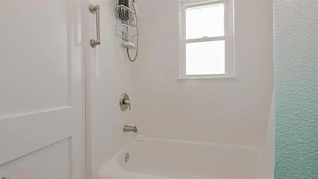 11 S Washington Ave #2 — Photo 23