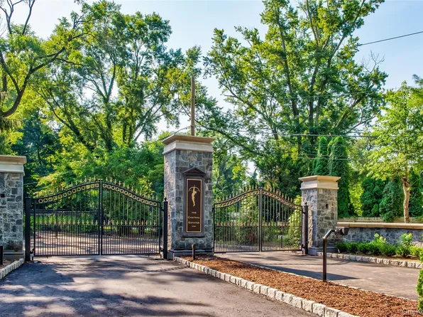 170 Hegemans Lane, Old Brookville, NY 11545