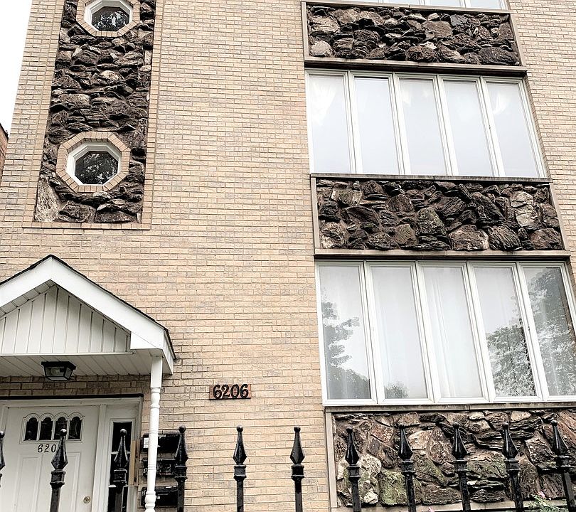 1st image of 6206 N Richmond St #G