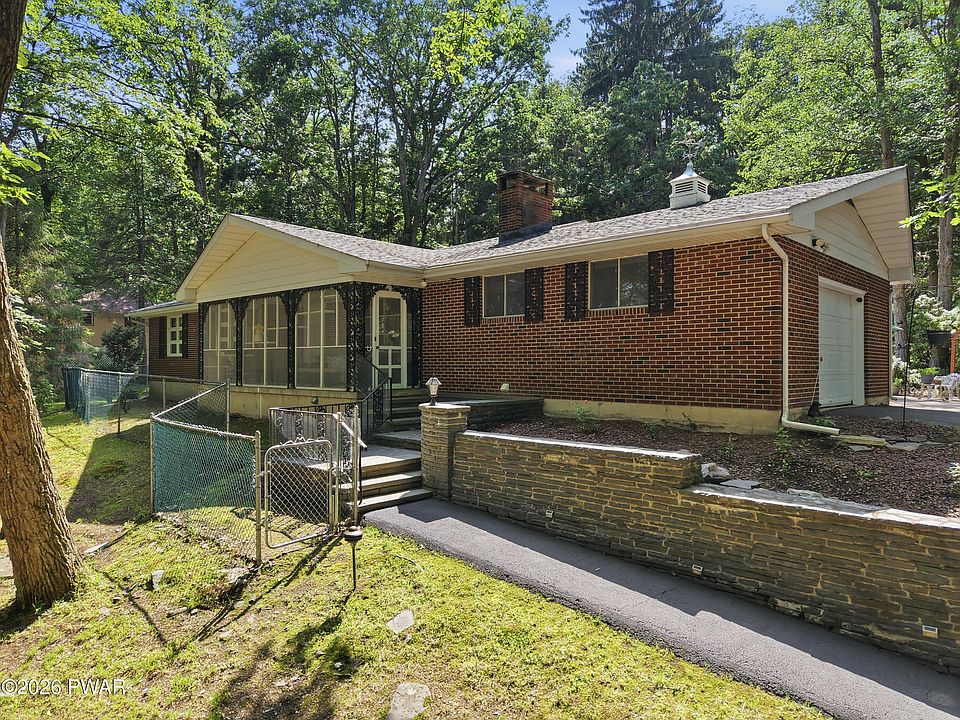 1st image of 120 Water View Dr