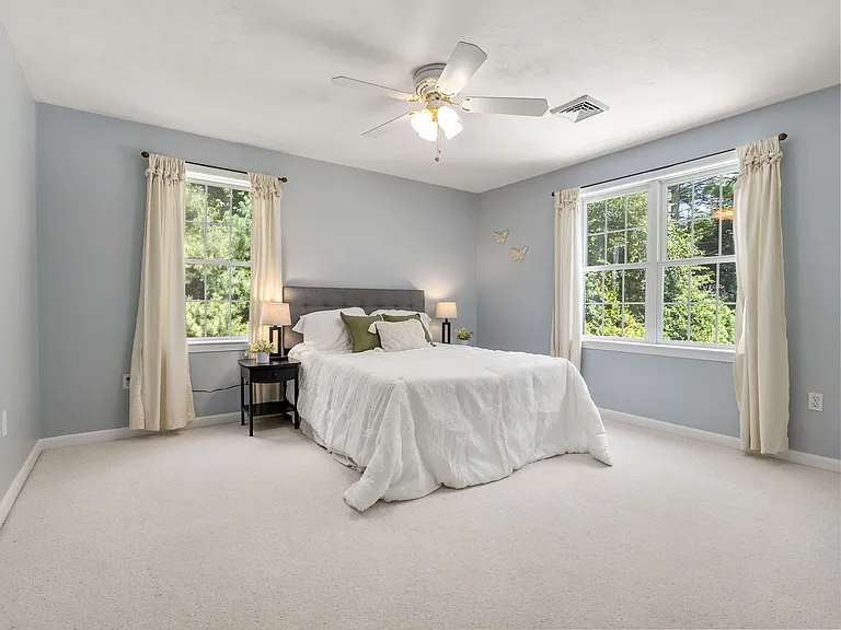 13 Breakneck Hill Rd — Photo 31