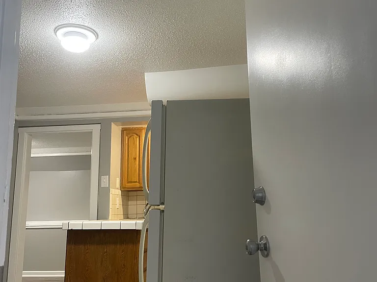 49 Allison St #A — Photo 6