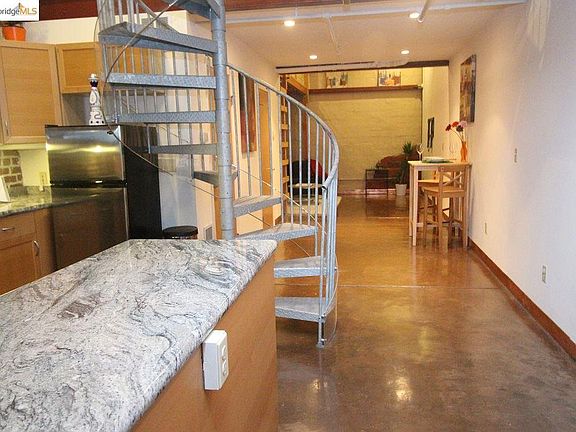 5th image of 1501 37th Ave APT B8